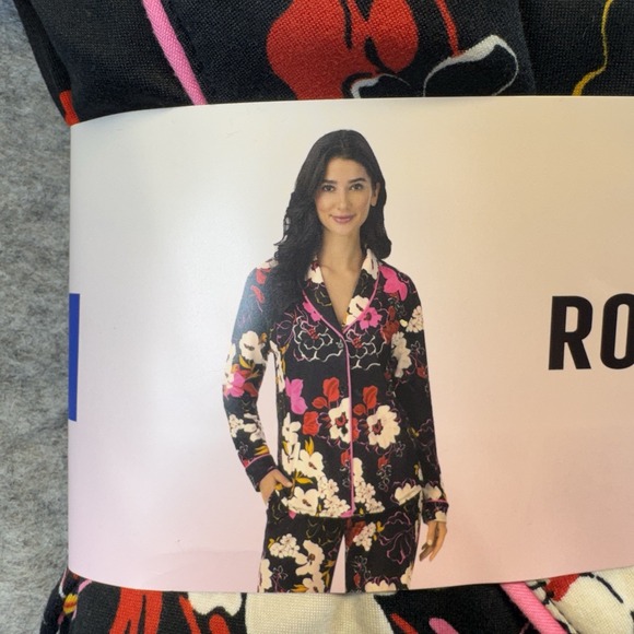 Room Service Pajama Set Women Large L Shawl Collar 2pc Black Floral Blossom - Picture 2 of 9